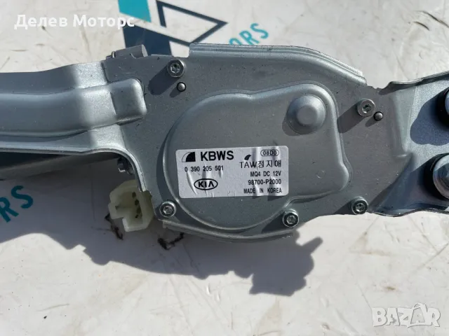 98700-P2000 моторче за задна чистачка от Kia Sorento MQ4, 2.2 CRDI AWD 193 кс., двигател D4HE, снимка 2 - Части - 49461907