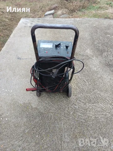 Зарядно устройство, снимка 2 - Аксесоари и консумативи - 48231432