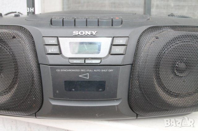 Радио ''Sony CFD-101'', снимка 3 - Радиокасетофони, транзистори - 44295024