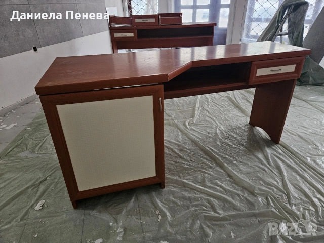 продавам бюро