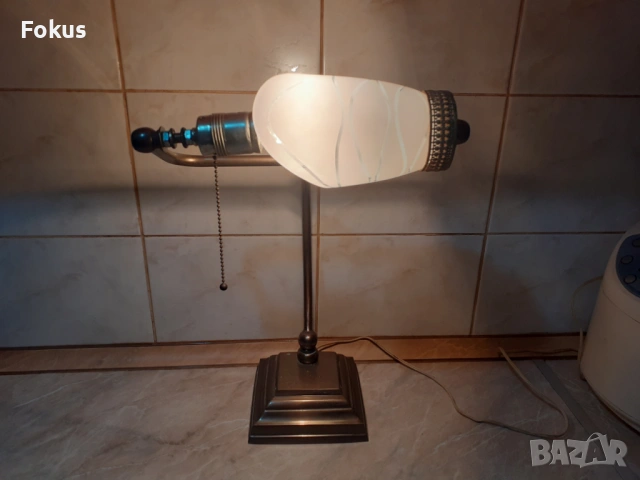 Уникална стара метална нощна настолна лампа, снимка 3 - Антикварни и старинни предмети - 53294574