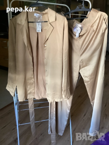 Etam Сатенена пижама М размер. Нова с етикет 