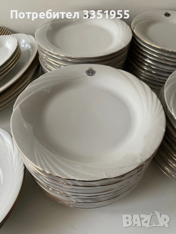 Сервиз за хранене костен порцелан, снимка 14 - Сервизи - 52849561