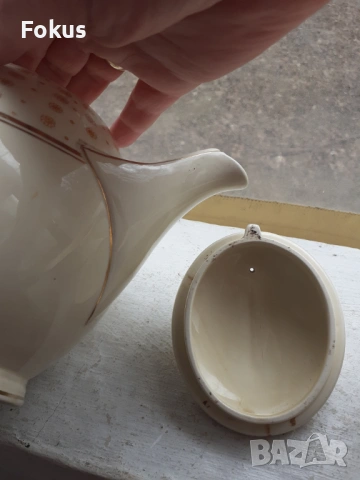 Английски порцелан чайник с купа маркировки, снимка 4 - Антикварни и старинни предмети - 53431970