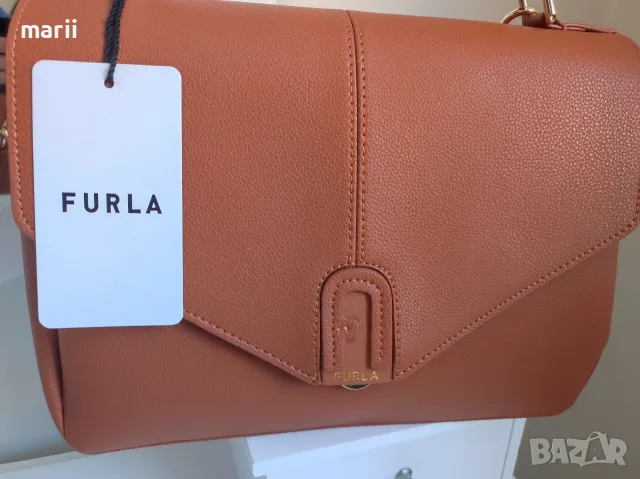 Чанта Furla естествена кожа 