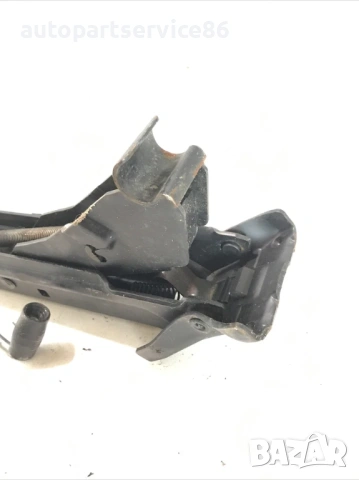 Крик за Volvo S60 (2004) 8679369, снимка 3 - Части - 53833512