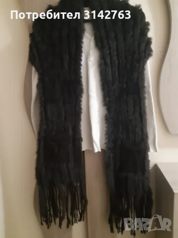 Ефектен интересен елек, естествен косъм и плетиво. , снимка 2 - Елеци - 48679197