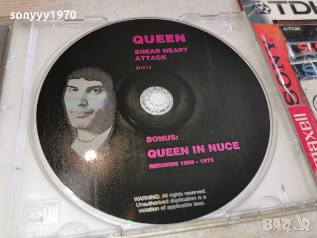 QUEEN CD 0403261619H2E6R, снимка 15 - CD дискове - 53709224