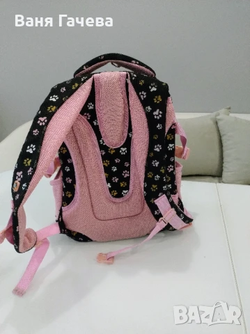 Ученическа раница Hash, снимка 2 - Раници - 50741360