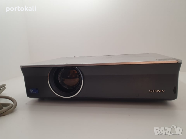 Проектор Сони Sony VPL-CX100, снимка 3 - Друга електроника - 36169023