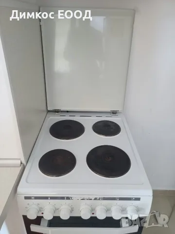 Свободностояща готварска печка + котлони - Finlux, снимка 2 - Печки, фурни - 56184303