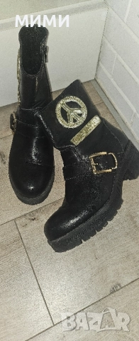боти Moschino 38 номер , снимка 5 - Дамски боти - 51685473