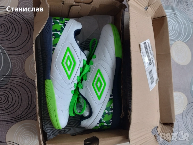 Маратонки Умбро 35 номер