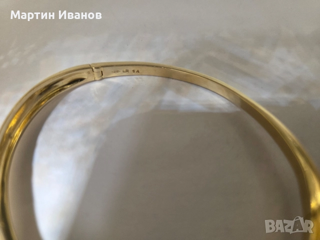 Златна твърда гривна с диаманти, снимка 8 - Гривни - 52627091