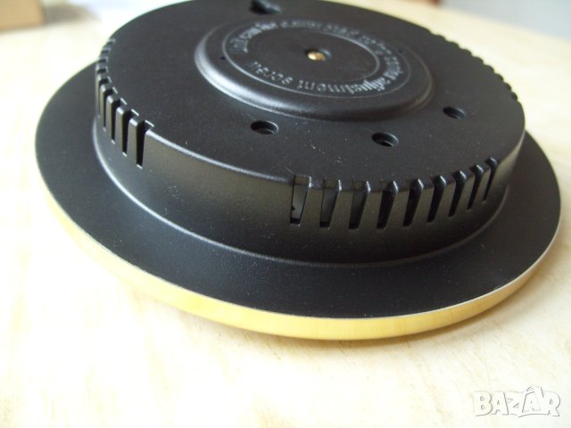 Барометър     с термометър и влагомер  златист циферблат Ф 130мм, снимка 4 - Други стоки за дома - 40936879