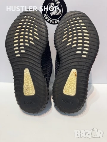 Маратонки ADIDAS YEEZY BOOST 350 V2.Номер 45.5, снимка 8 - Маратонки - 51050469