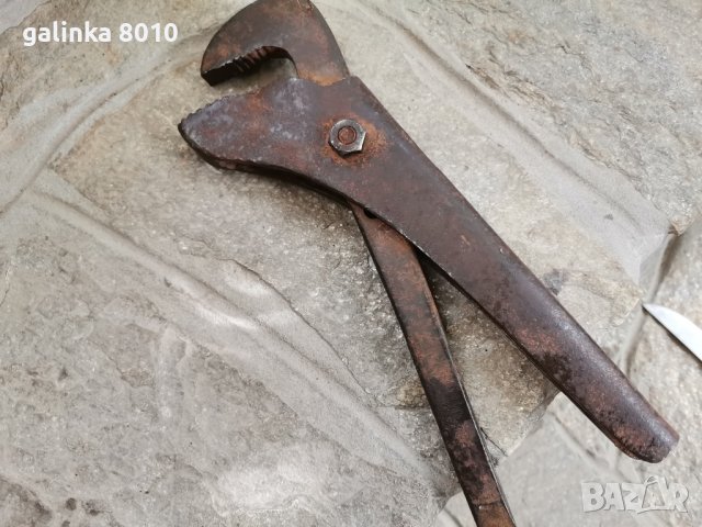 Стар раздвижен ключ, снимка 2 - Антикварни и старинни предмети - 42398938