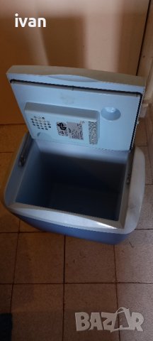Електрическа хладилна чанта Waeco Cooly 12V, снимка 3 - Хладилни чанти - 41478138