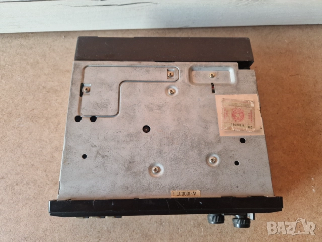 Радиокасетофон за кола, снимка 6 - Радиокасетофони, транзистори - 52927530