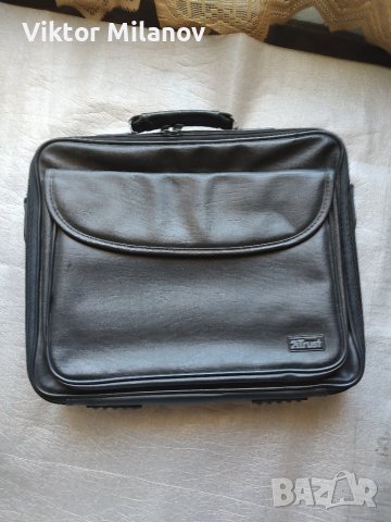 Кожена чанта за лаптоп, снимка 4 - Лаптоп аксесоари - 41876472