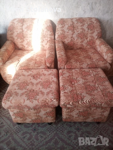 Два фотьойла и две табуретки , снимка 2 - Дивани и мека мебел - 52828713