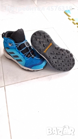 adidas TERREX MID GORE-TEX -29номер, снимка 4 - Детски боти и ботуши - 51934508