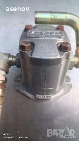 хидравлична помпа