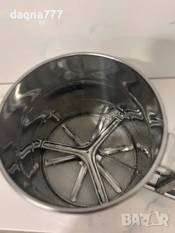 Сито, Германия неръждаема стомана за брашно и пудра захар, снимка 9 - Прибори за хранене, готвене и сервиране - 50393711