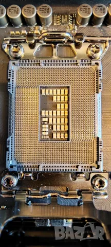 Комплект ASUS ROG Z690 Maximus Hero + Intel i9-12900K, снимка 7 - Дънни платки - 56041687