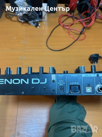 Dj Контролер Denon MC3000, снимка 4 - Ресийвъри, усилватели, смесителни пултове - 52837893