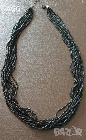 Стилно колие от 70-те години