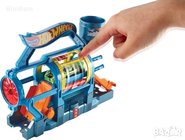  Писта с количка Hot Wheels  CITY Turbo Jet Car Wash Playset - автомивка, снимка 4 - Коли, камиони, мотори, писти - 52597647
