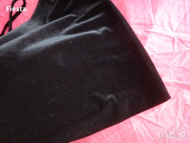 Mango Кадифен черен топ Lentop с шпиц деколте, снимка 8 - Потници - 41764792