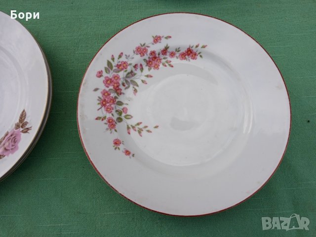 Български порцелан чинии 20 части, снимка 3 - Чинии - 35710967