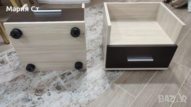 Бюро и 2 бр нощни шкафчета , снимка 11 - Бюра - 53441781