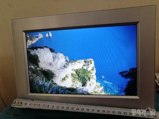 Цифрова фоторамка PHILIPS 10FFCME/00, снимка 4 - Друга електроника - 47373693