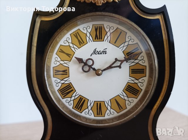 Седмичен настолен СССР часовник Агат, снимка 3 - Антикварни и старинни предмети - 41066698