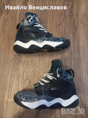 Маратонки (Кецове) Adidas , снимка 2 - Маратонки - 53576200