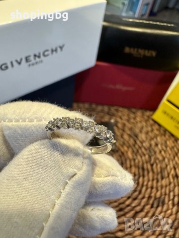 Пръстен с диамант 0.33 карата от 22 диаманта, снимка 5 - Пръстени - 42536254