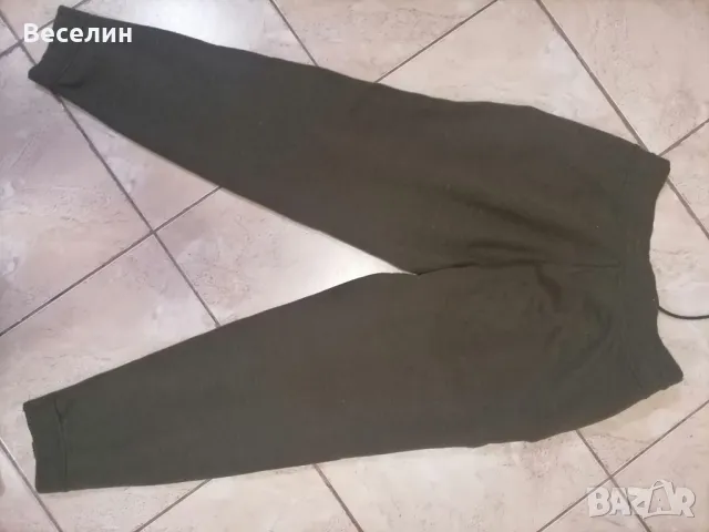 Долница Nike tech fleece, M, снимка 3 - Спортни дрехи, екипи - 48166485