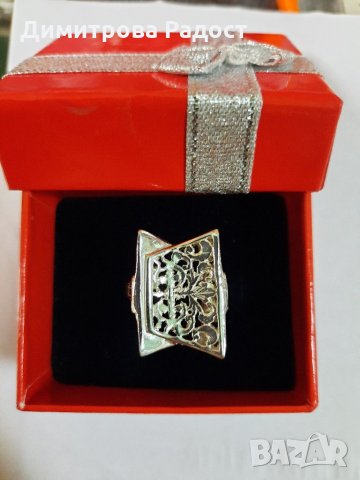 Дамски сребърен пръстен.Проба 925.Идеалния подарък. Модела е тип роял.Масивен!!
