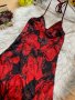 Асиметрична рокля с рози, снимка 2