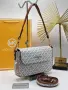 Michael Kors Дамска Елегантна Чанта С Капак Монограм И Златисти Детайли-Различни Цветове Код SEM-692, снимка 11