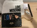 LOVE MOSCHINO чанта , снимка 1 - Чанти - 40940592