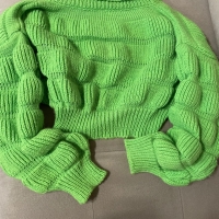 Свеж зелен пуловер one size размер , снимка 2 - Блузи с дълъг ръкав и пуловери - 36046439