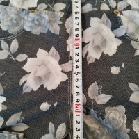 Дамски панталон на флорални мотиви, размер 32/25, снимка 7 - Панталони - 40803559