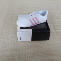 Детски буйки Adidas VL Court , снимка 1 - Бебешки обувки - 40279164