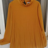 Блуза , снимка 1 - Блузи с дълъг ръкав и пуловери - 41584928