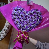 ‼️ЗАПОВЯДАЙТЕ🎀 Шоколадов,ръчно
изработен,букет- сърце"MY
LOVE"💝, снимка 2 - Подаръци за жени - 44281150