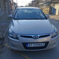 Лек автомобил Hyundai i 30, 1,6 - 2009 г., снимка 1 - Автомобили и джипове - 44481445